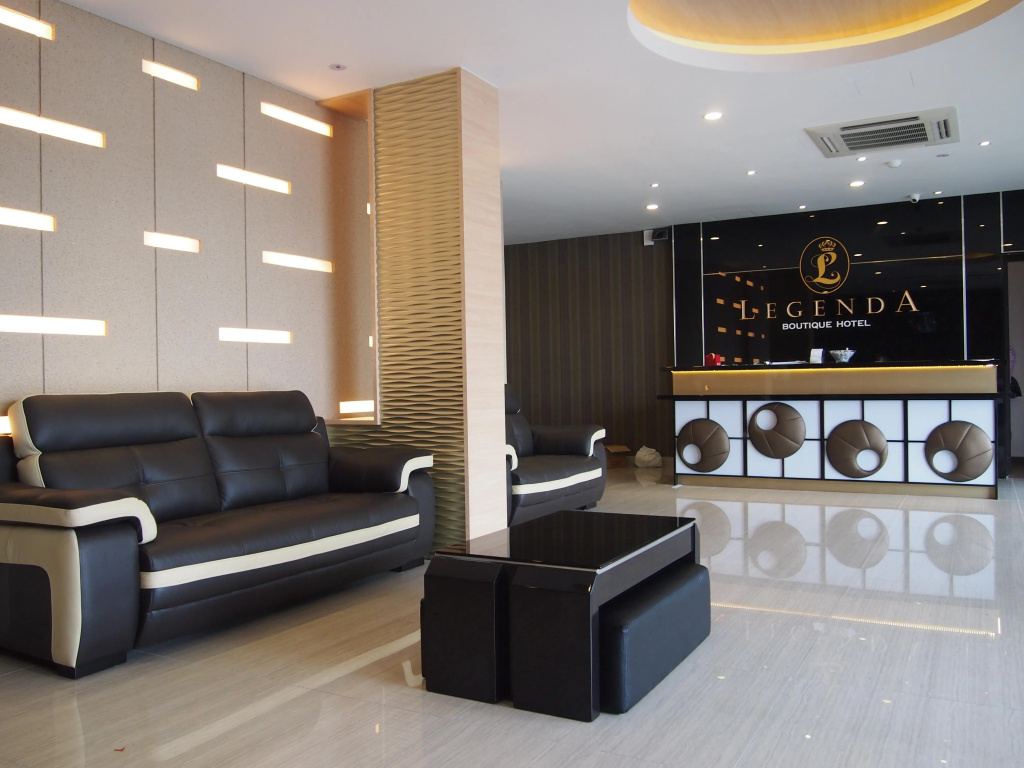 Chariton Hotel Nusa Bestari