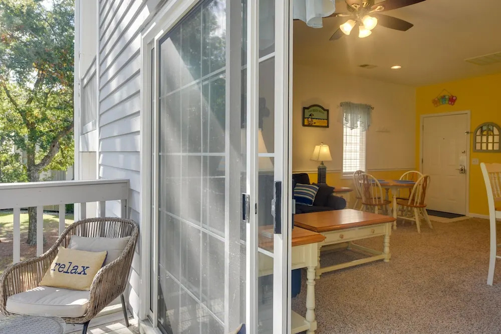 Coastal Sunset Beach Condo w/ Private Balcony!