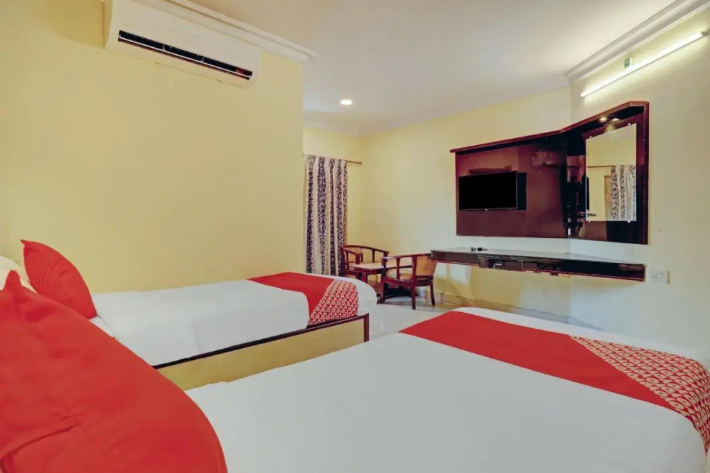 Hotel Sri Sai Grand Central by Oyo