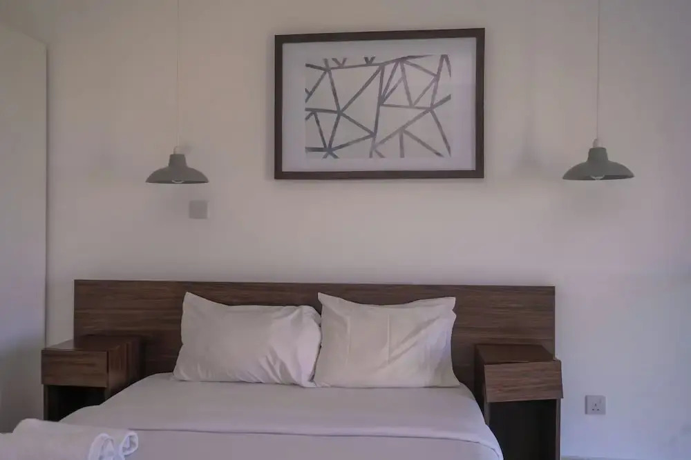 Royal Luxury Apt at Embassy Garden