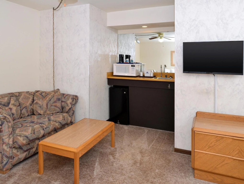 Americas Best Value Inn La Crosse