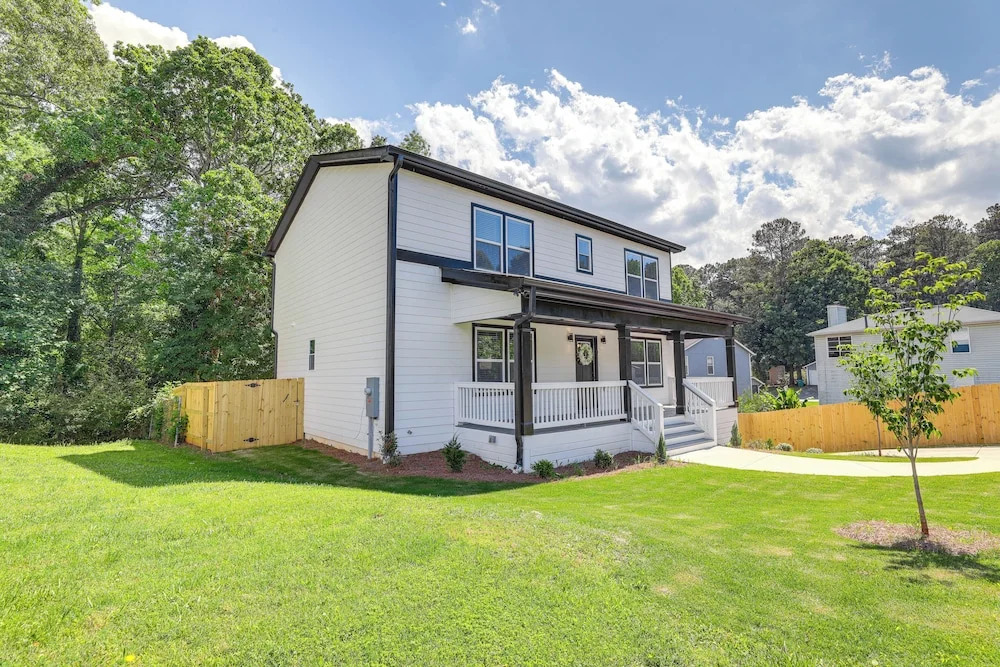 Modern Decatur Gem w/ Deck, 10 Mi to Atlanta