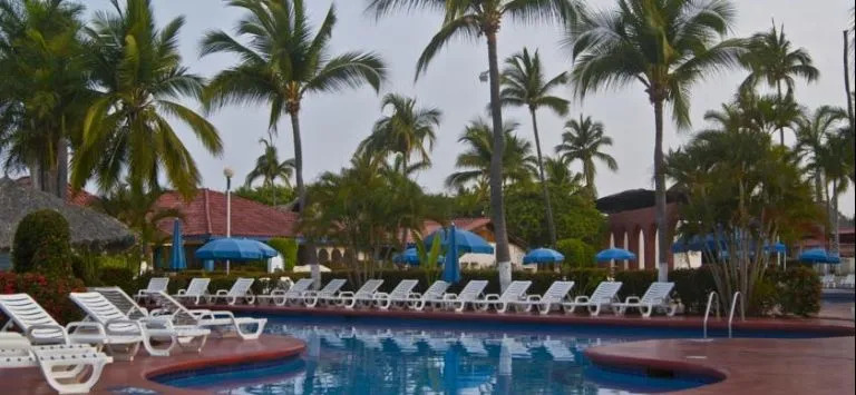 Qualton Club & Spa Puerto Vallarta