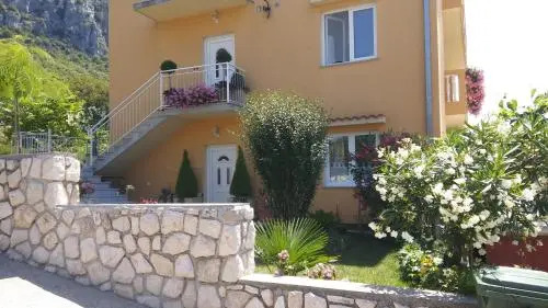 Apartment Ana