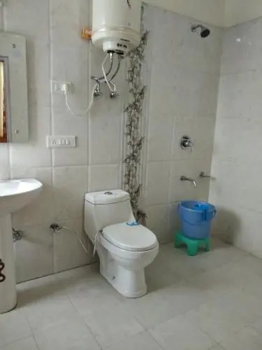Pink Bud Cottage Manali - Nested In Nature's Lap
