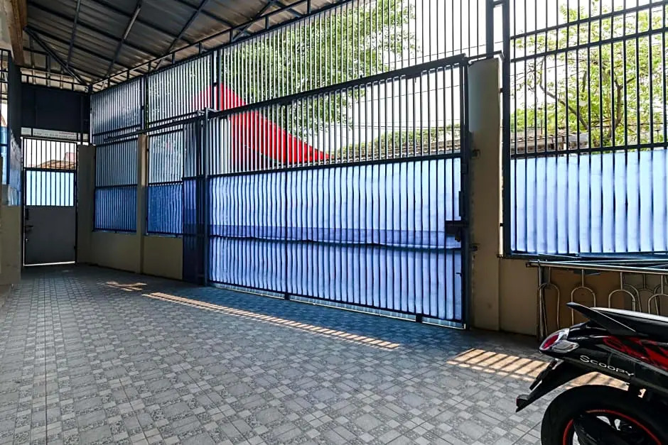 KoolKost Syariah near RS Sari Asih Sangiang