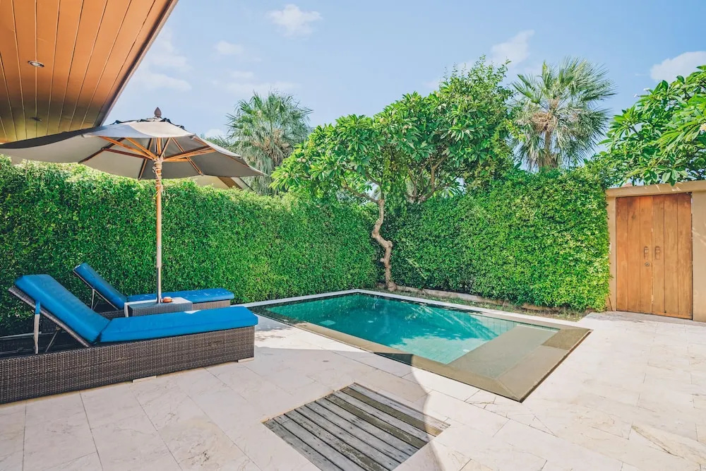 Allure Resort