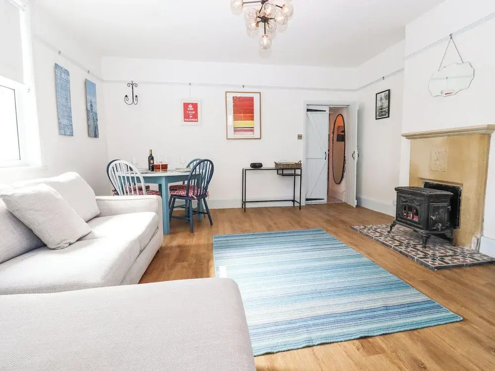 Goldhurst Apartment