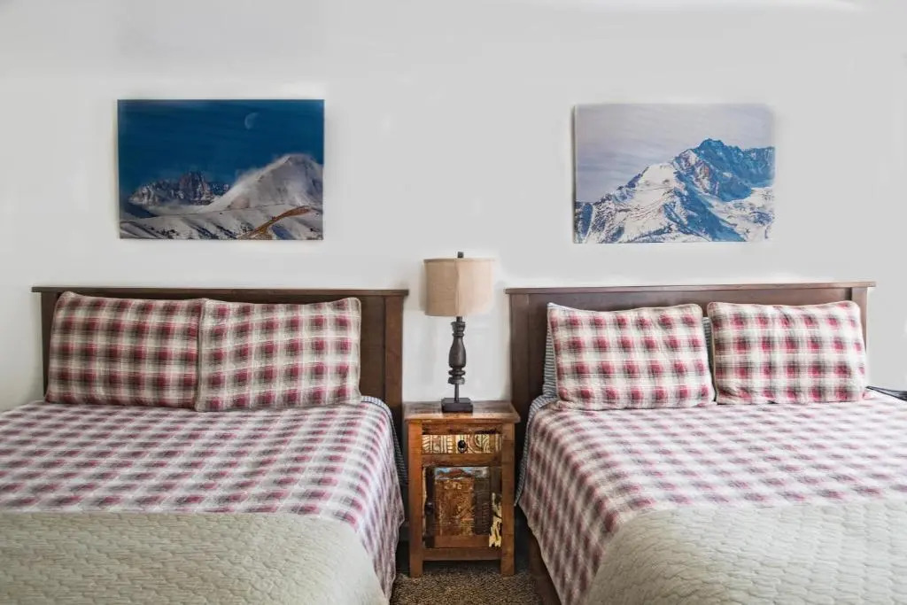 Mt Williamson Motel and Basecamp