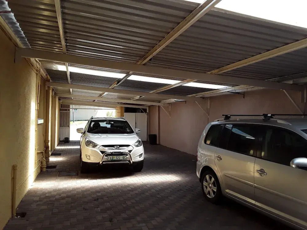 Kwazi Guest House