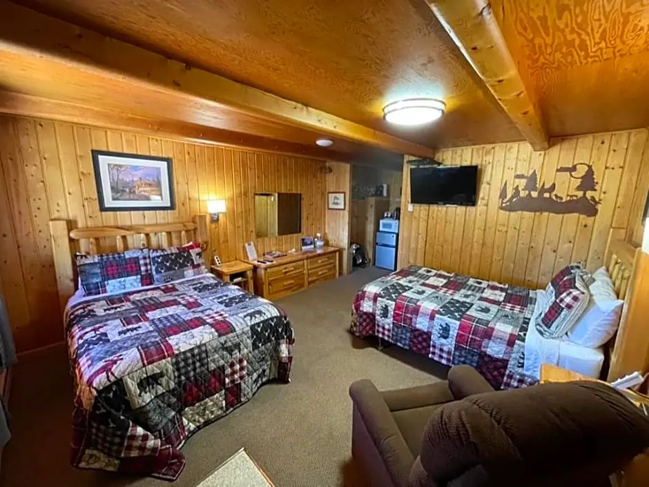 Sportsman Lodge Melrose MT