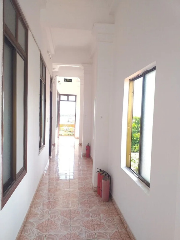High Dream Hostel