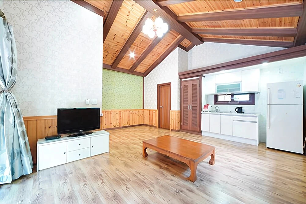 Yangpyeong Jongjagol Hill Fragrance Pension