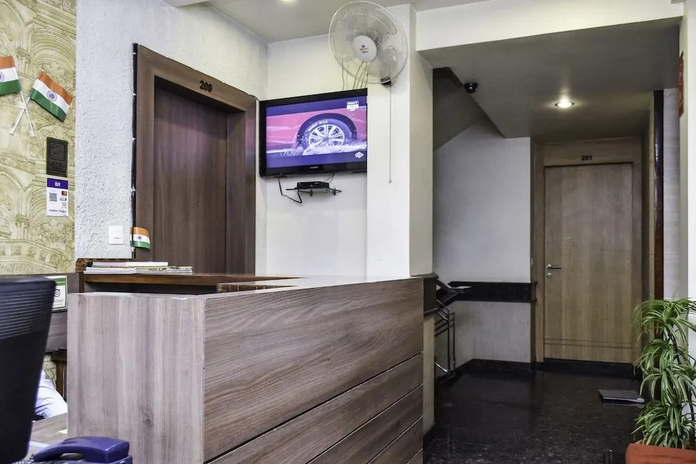 Oyo 3094 Hotel City Square