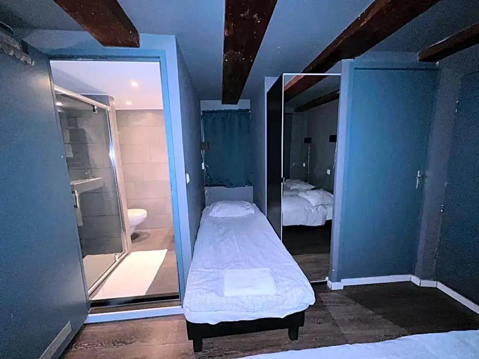 7B&B
