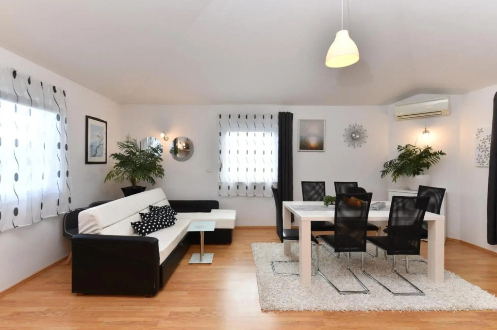 House Kacana 2163