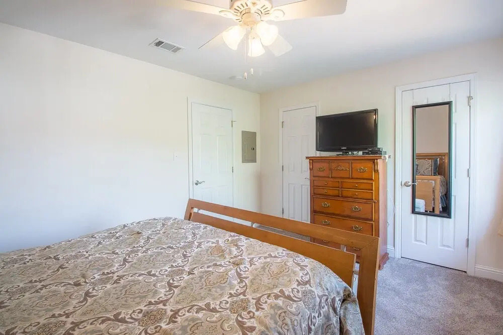 Oak Shores-Oak Shores 115