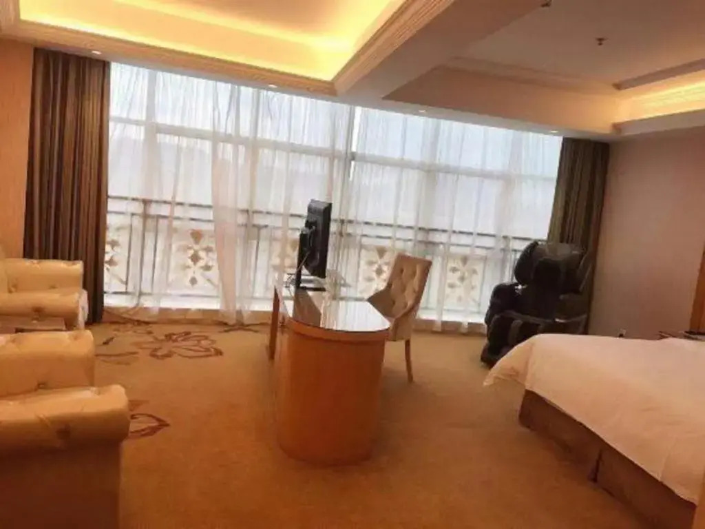 Vienna Hotel Dongguan Song Flower Lake