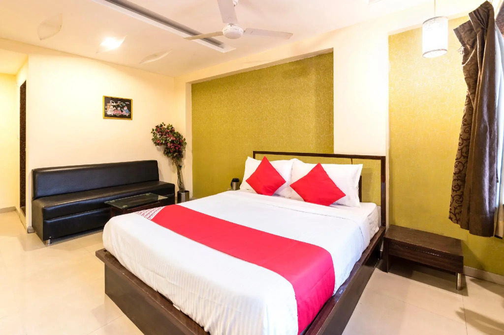 OYO Flagship 2485 Hotel Kalash Inn