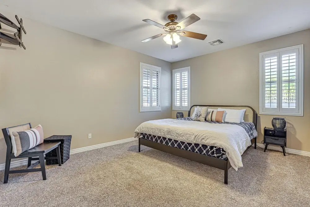 Family-friendly Goodyear Oasis: Fire Table, Pool!