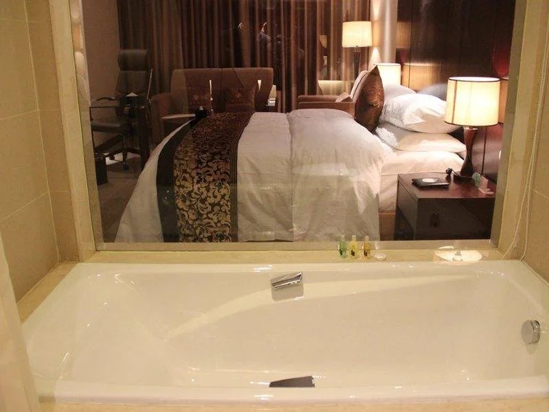 Xinbai Grand Hotel