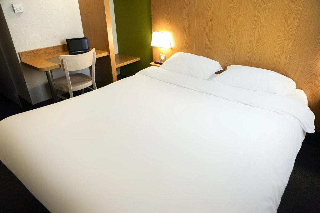 B&B HOTEL Paris Porte des Lilas