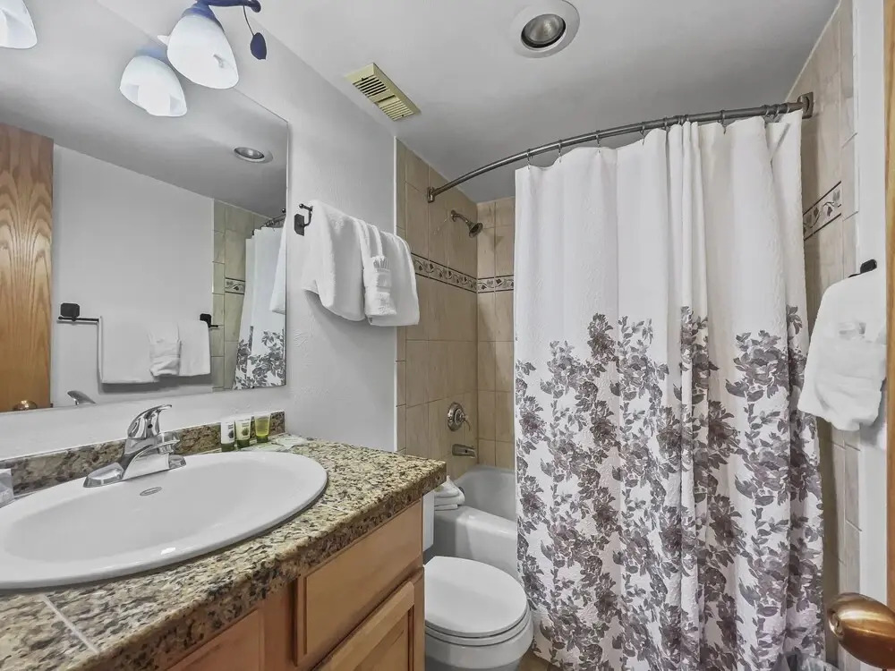 Sl299 Spruce Lodge 2br 2ba 2 Bedroom Condo by RedAwning