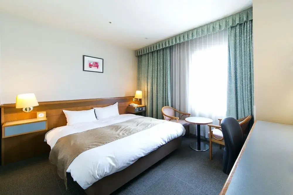 Pearl Hotel Ota