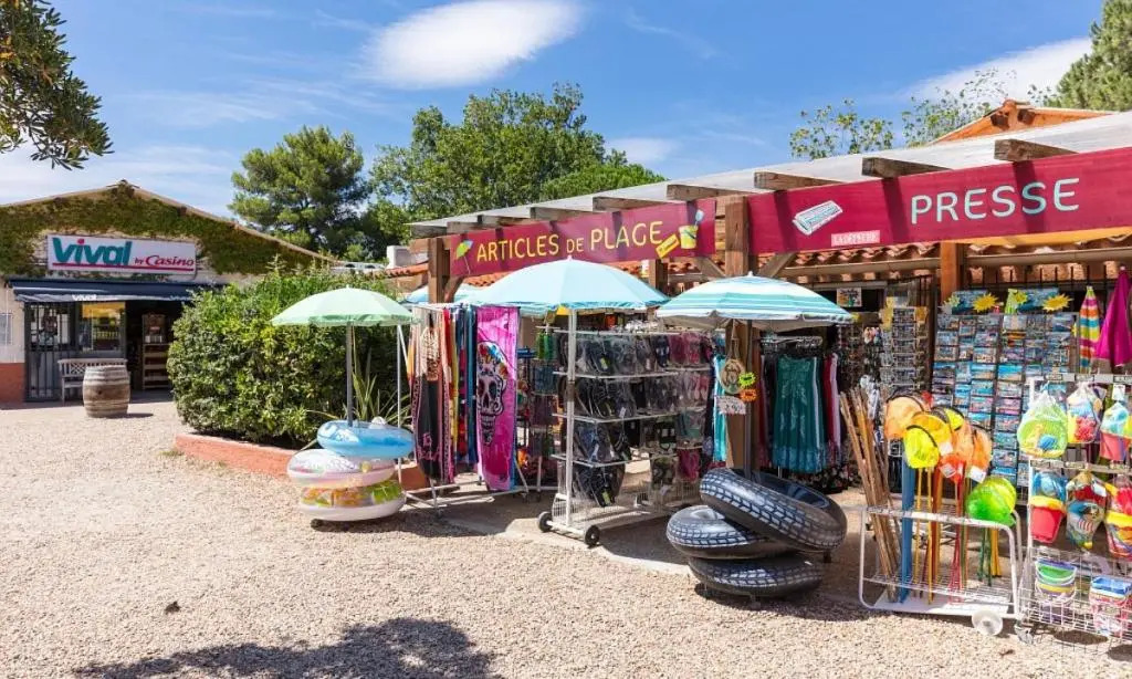 Les mobilhomes helvétiques 4 étoiles Mar Estang Canet en Roussillon