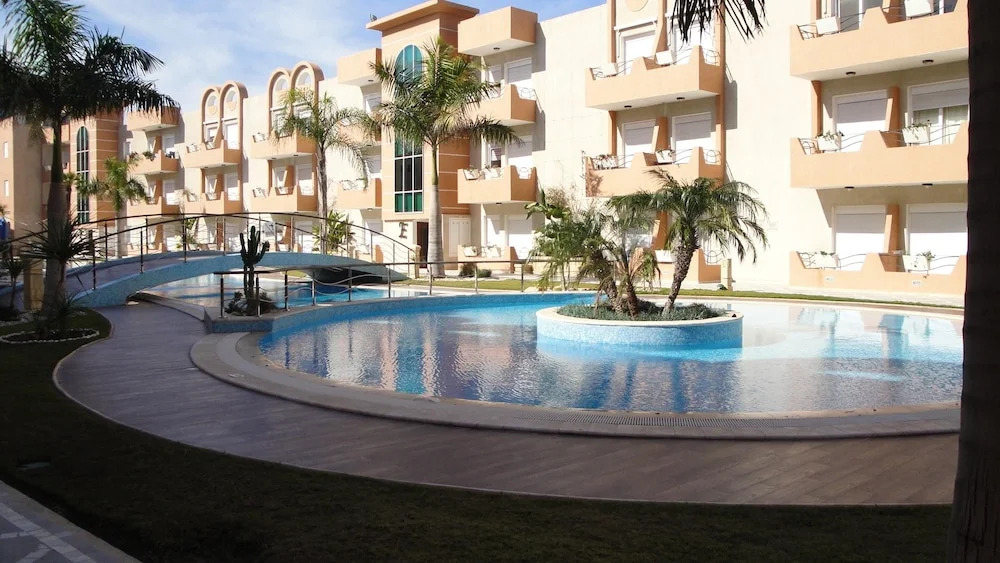 Apartment With 2 Bedrooms in Port El Kantaoui, With Pool Access, Enclo