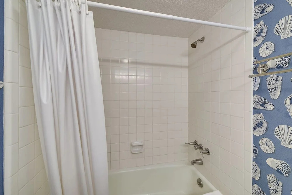 Shorewood 107