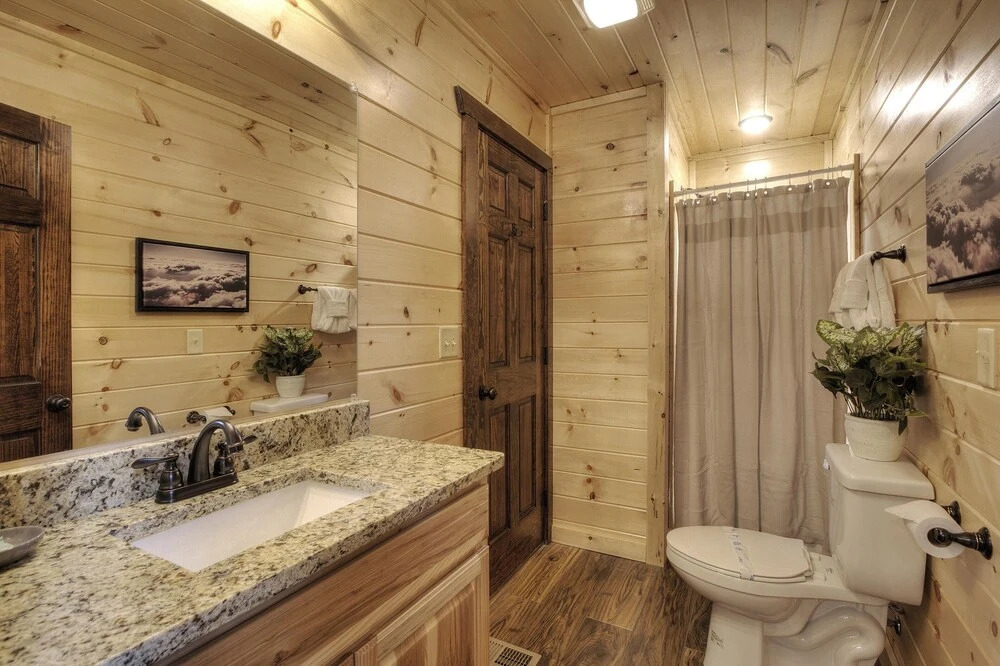 TOT NEW Cabin w/ Indoor Pool & HOT TUB Game Room & Video Wall