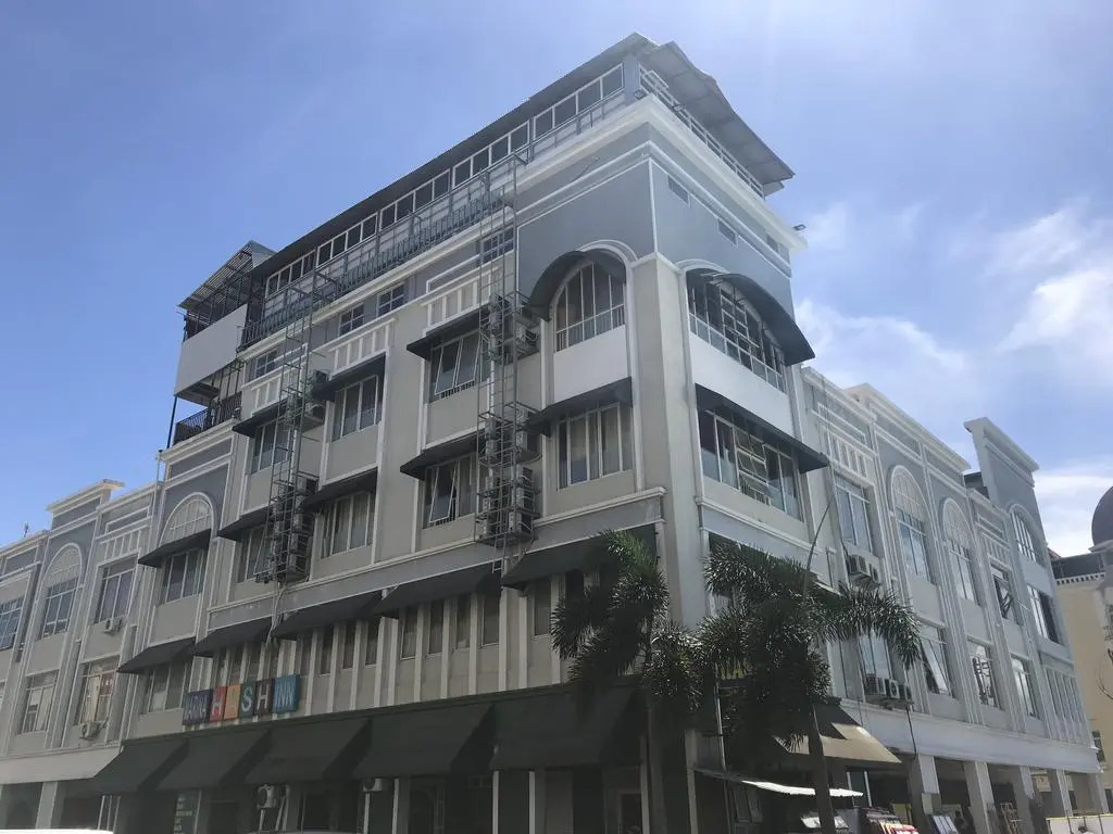 Hash Inn Marina