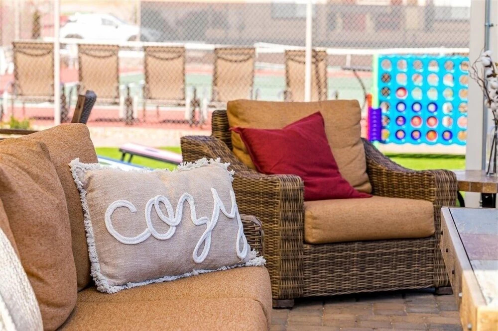 226 Fully Furnished with WiFi by RedAwning