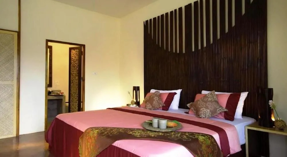 Hotel Paicome Hide Away Resort