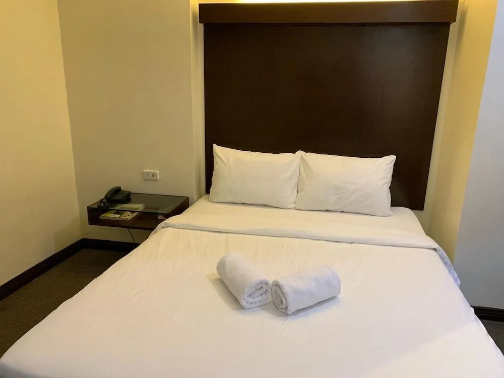 White Knight Hotel Cebu
