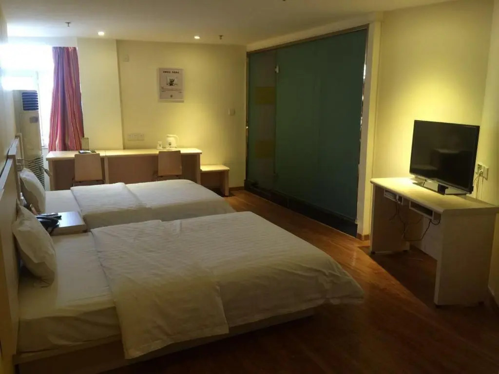 7Days Inn Changji Fukang Bus Station