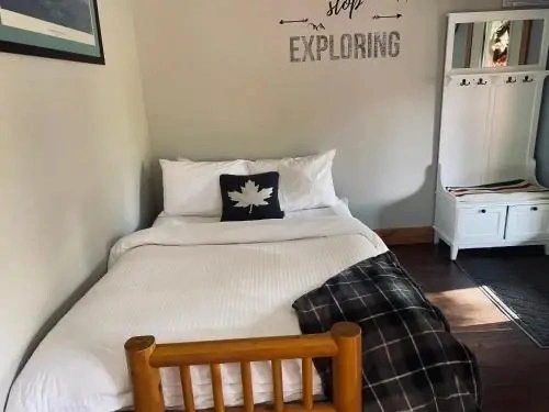 Journeys End - 2 bed 1 bath Suite