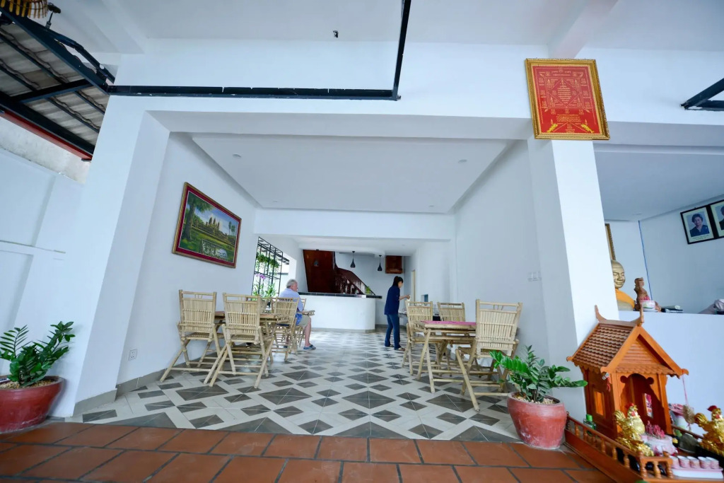 Mowin Boutique Hotel & Residence