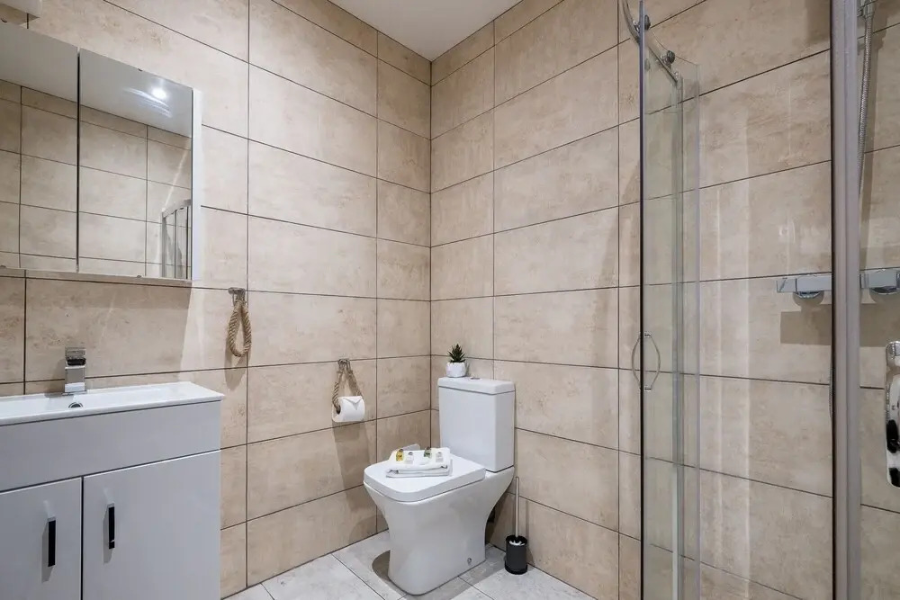 1 & 2 Bed Near Brighton Beach By Opulent