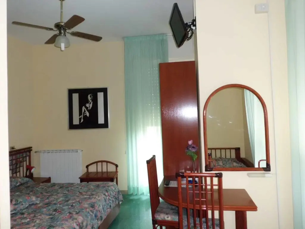 Fegina 2 Splitted Flats Sea View Linked 4 Bedrooms&Balcony
