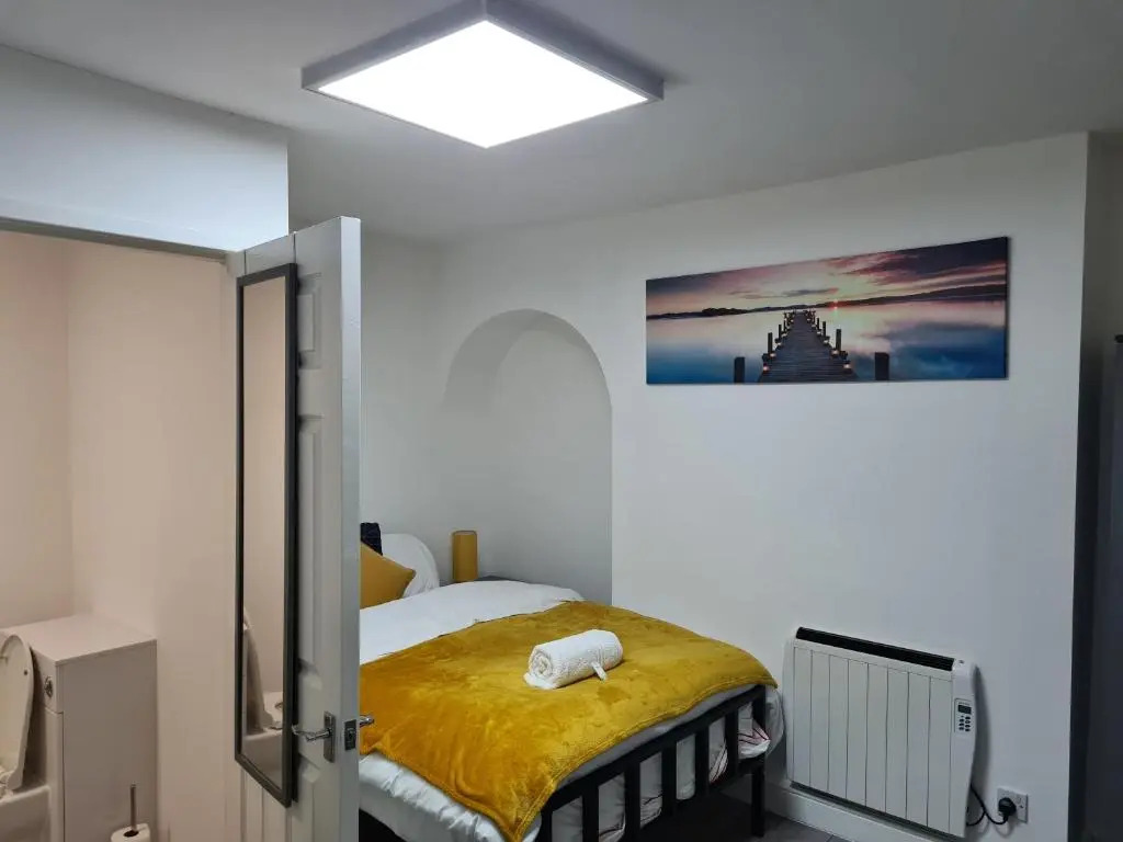West Street 3-Bed 3-Ensuite Apartment Leicester