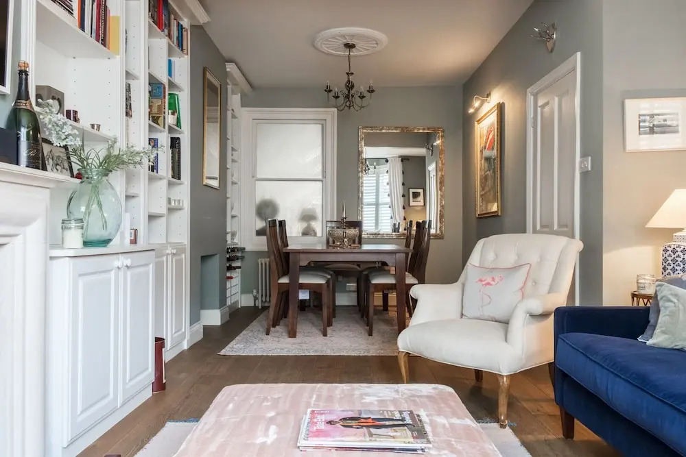Beautiful Interiors On A Battersea Crescent