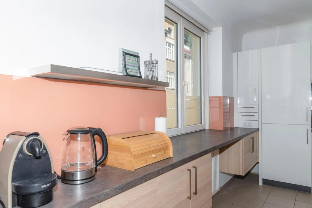 Beautiful 2-bedroom apartment near Schönbrunn