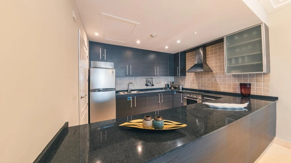 Spacious One-bedroom at Fishing Lodge w Balcony D59