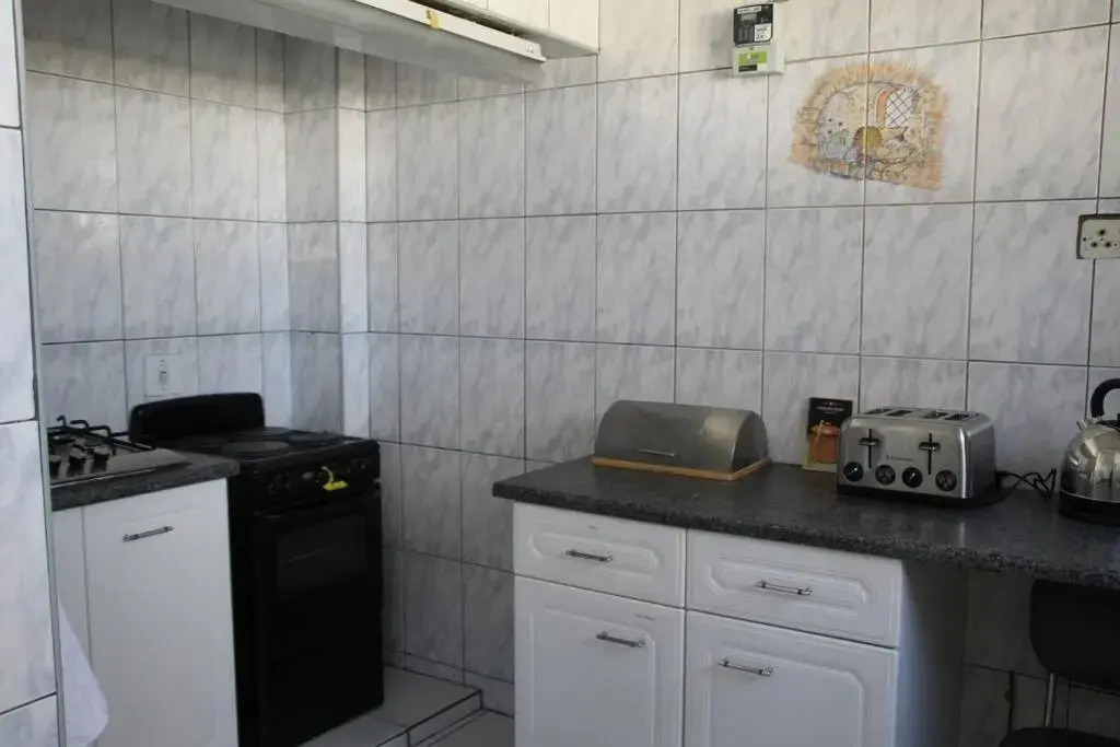 3 on 5: Houghton 3 Bedroom Home