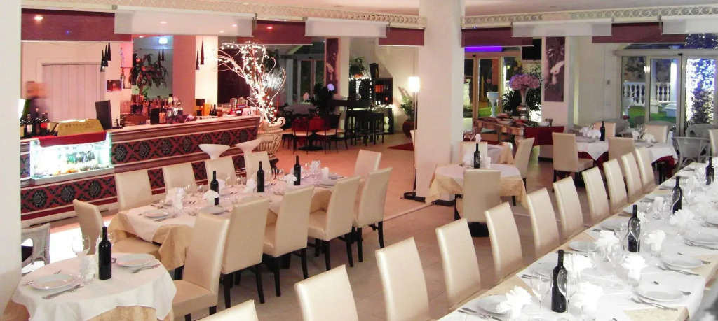Hotel Eva