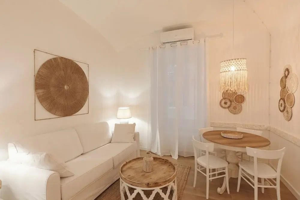 Vatican home for seven people