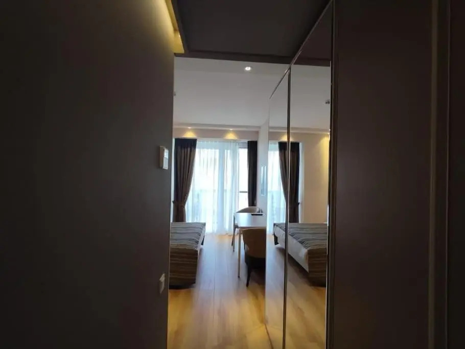 Leo Group Luxury Apartment 09-15 Alliance Palace