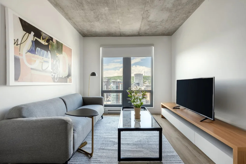 Elegant Studios and Apartments Montreal